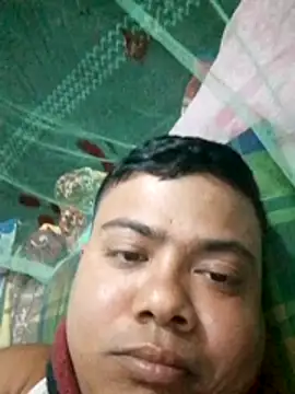 CatchingBouquet online show from November 17, 2025, 4:46 pm