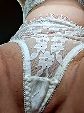 Olivia OliV online show from October 10, 2025, 1:26 am