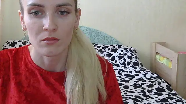 JayeTyler online show from May 7, 2026, 5:46 am
