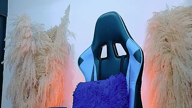 JulietaDavis online show from March 21, 2026, 7:28 pm