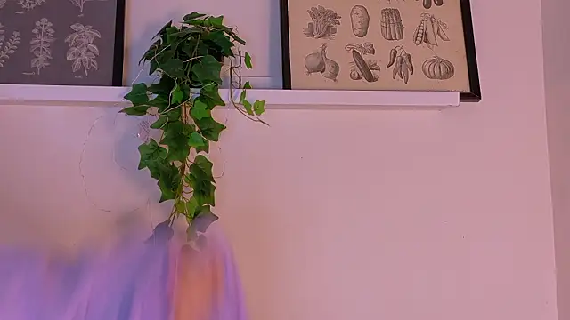 JenaCooper  online show from March 12, 2026, 3:01 am