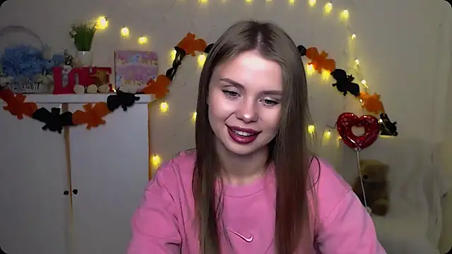 OceanicDawn online show from October 17, 2025, 5:21 am