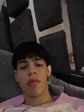 TWINKS FRIENDS online show from March 28, 2026, 8:03 am