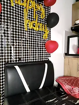 Hiroshi Shen online show from October 12, 2025, 11:09 am