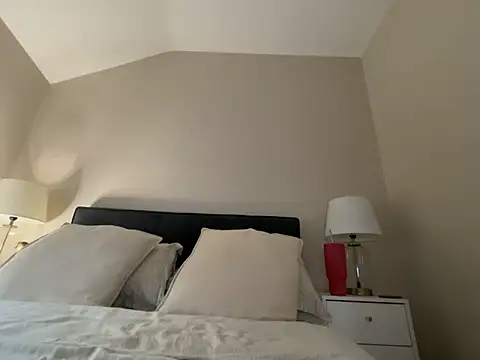 FrancescaXO online show from October 3, 2025, 2:14 pm