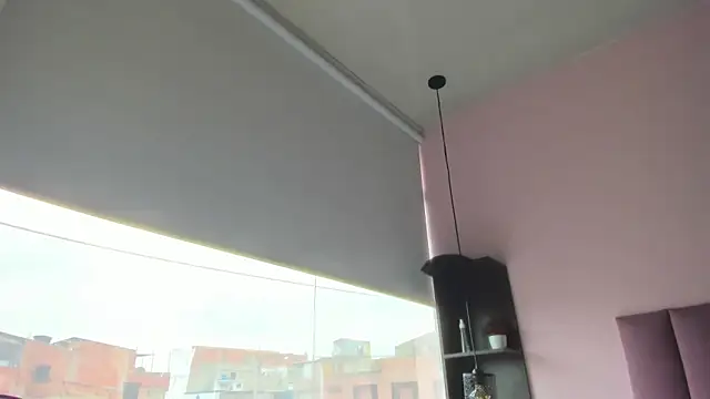 violet myerrs online show from September 18, 2025, 12:51 pm