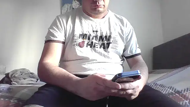 Snapshot of kocasosisli chatting on May 24, 2026, 2:44 pm kocasosisli online show from May 24, 2026, 2:44 pm