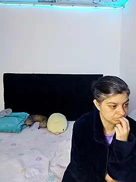 Snapshot of queemking chatting on January 18, 2026, 1:20 am queemking online show from January 18, 2026, 1:20 am