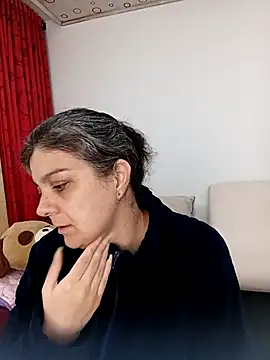 queemking online show from March 12, 2026, 7:53 pm