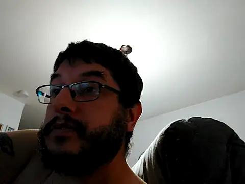 Snapshot of tonyboys36 chatting on September 28, 2025, 12:49 am tonyboys36 online show from September 28, 2025, 12:49 am