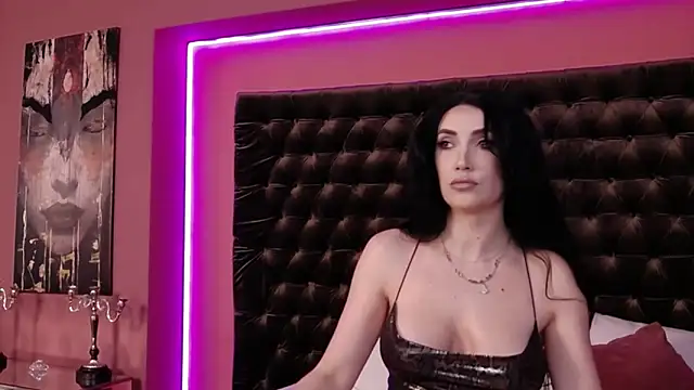 StephanyMillan online show from April 9, 2026, 5:07 am