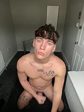 Snapshot of naughtyboy0124 chatting on February 26, 2026, 11:42 am naughtyboy0124 online show from February 26, 2026, 11:42 am