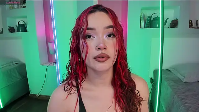 Camila Rivers online show from May 21, 2026, 12:56 pm