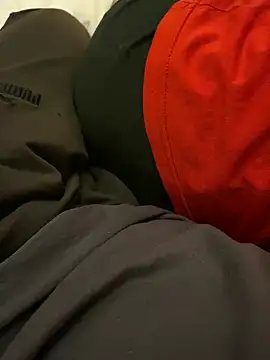 DuoShadows online show from April 14, 2026, 5:52 pm