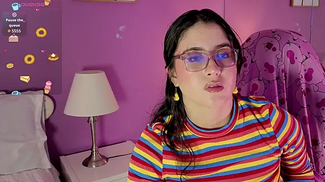 LiLLiAnderson online show from September 22, 2025, 12:40 pm