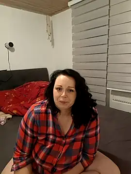 Snapshot of Chrissy_Christal chatting on October 15, 2025, 7:03 pm Chrissy Christal online show from October 15, 2025, 7:03 pm