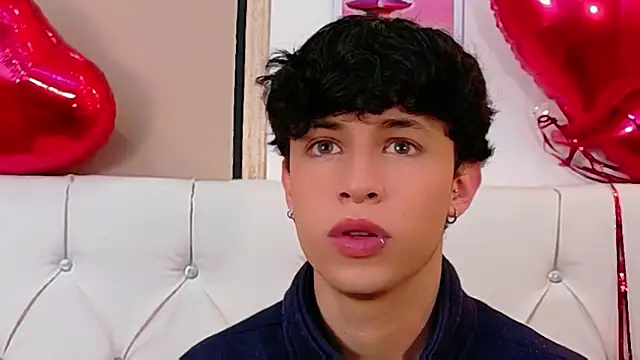 Axel  Evans online show from February 17, 2026, 1:07 pm