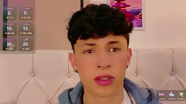 Axel  Evans online show from April 2, 2026, 11:08 am