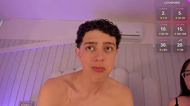 juliie star online show from March 29, 2026, 10:21 pm