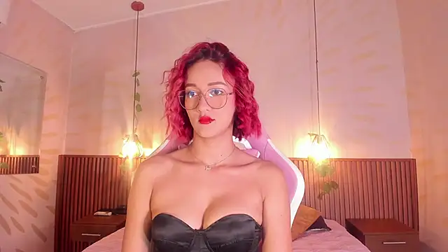 Snapshot of daphne_courtis chatting on June 3, 2026, 3:09 am daphne courtis online show from June 3, 2026, 3:09 am