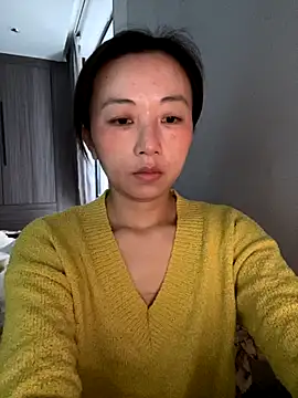 haiyan125216 online show from November 27, 2025, 7:21 am