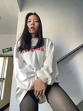 xinmeng-000 online show from March 20, 2026, 6:29 am