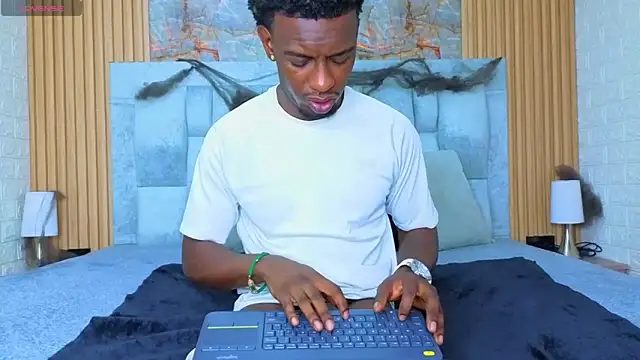 pipedark  online show from October 30, 2025, 3:19 am