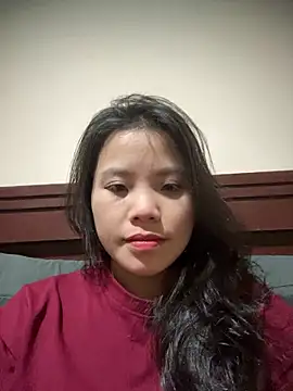 Snapshot of Bella_7777 chatting on December 15, 2025, 4:00 pm Bella 7777 online show from December 15, 2025, 4:00 pm