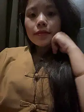 Snapshot of Bella_7777 chatting on May 19, 2026, 11:49 am Bella 7777 online show from May 19, 2026, 11:49 am