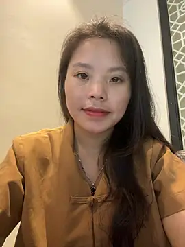 Snapshot of Bella_7777 chatting on May 21, 2026, 9:05 am Bella 7777 online show from May 21, 2026, 9:05 am