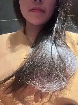 Snapshot of Bella_7777 chatting on May 26, 2026, 1:29 pm Bella 7777 online show from May 26, 2026, 1:29 pm