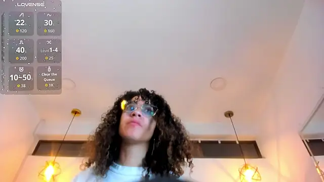 Hanna Cornee  online show from March 2, 2026, 12:23 pm