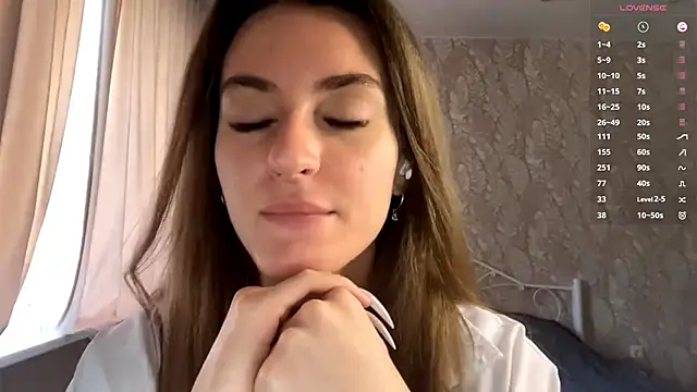 miainheat online show from September 11, 2025, 7:08 am