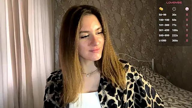 miainheat online show from December 21, 2025, 9:05 am