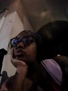 SheilaCoopers  online show from October 2, 2025, 10:33 am