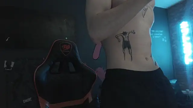 min1pekka online show from October 13, 2025, 12:54 am