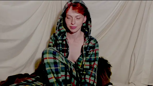 nyxofempusa online show from September 19, 2025, 8:27 am