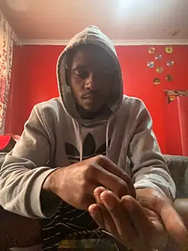 Snapshot of BaggyDirt chatting on November 4, 2025, 9:52 am BaggyDirt online show from November 4, 2025, 9:52 am