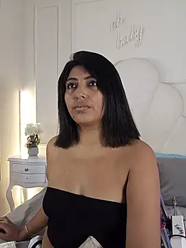 Snapshot of Kaylachannell chatting on February 3, 2026, 3:48 am Kaylachannell online show from February 3, 2026, 3:48 am