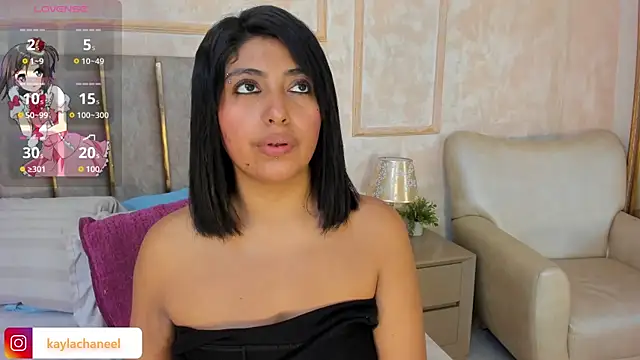 Snapshot of Kaylachannell chatting on February 21, 2026, 3:40 am Kaylachannell online show from February 21, 2026, 3:40 am