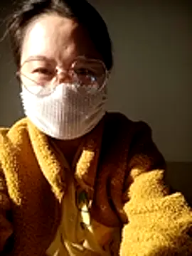 chengcheng12 online show from November 29, 2025, 12:35 am