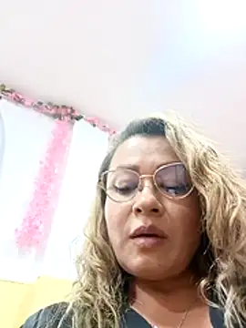 Asuna yuuky online show from February 23, 2026, 10:18 pm