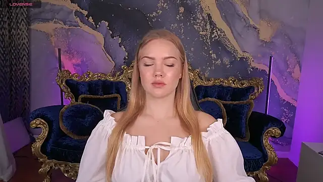 CelesteNoir online show from October 17, 2025, 6:38 am