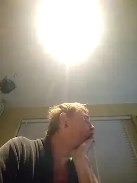 piercingpik online show from October 14, 2025, 6:42 pm