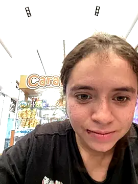 Lucy YupiSweet online show from November 14, 2025, 9:46 pm