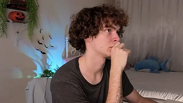 Tommy Jamm online show from October 31, 2025, 2:29 pm