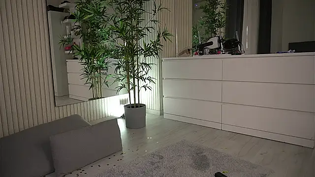 EmmaBlanco online show from March 10, 2026, 6:29 am