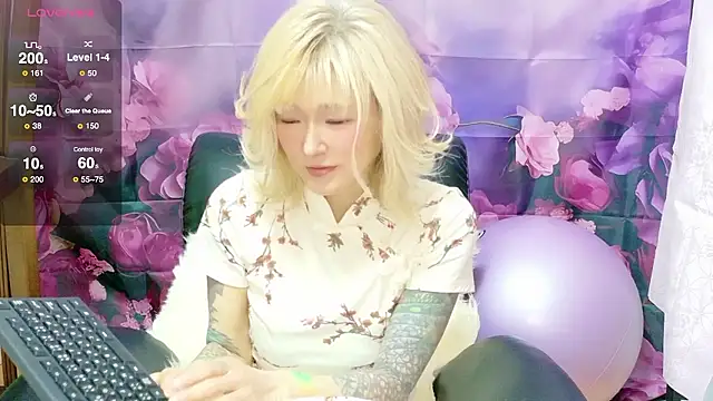Snapshot of kimagure-fu- chatting on May 23, 2026, 1:48 pm kimagure-fu- online show from May 23, 2026, 1:48 pm