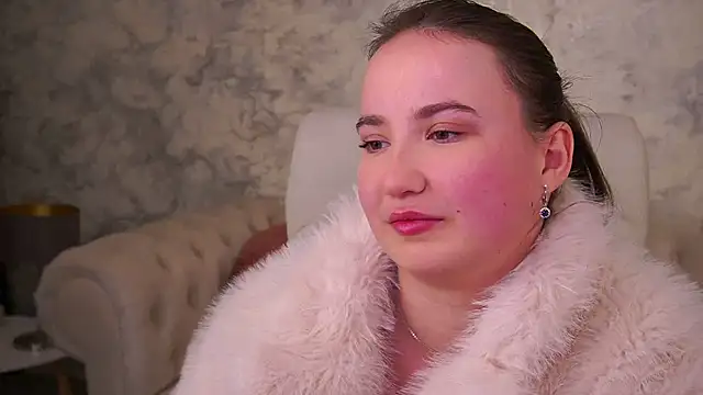 SofieBloom online show from February 13, 2026, 11:23 pm