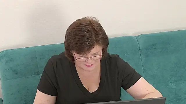 Sandra Sunrise online show from November 2, 2025, 9:11 am